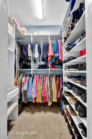 14400 Troon Dr, Louisville, KY 40245