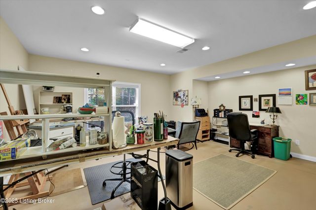 14400 Troon Dr, Louisville, KY 40245