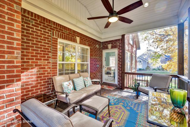 14400 Troon Dr, Louisville, KY 40245