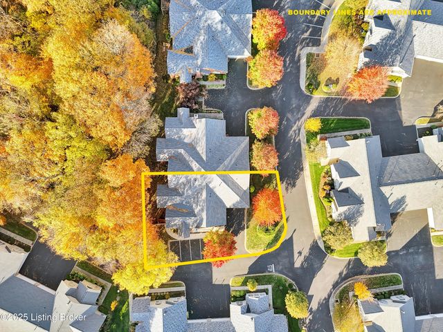 14400 Troon Dr, Louisville, KY 40245