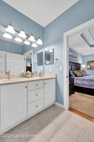 14400 Troon Dr, Louisville, KY 40245