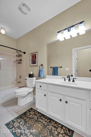 14400 Troon Dr, Louisville, KY 40245