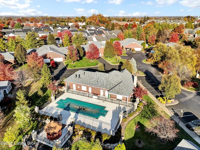 14400 Troon Dr, Louisville, KY 40245