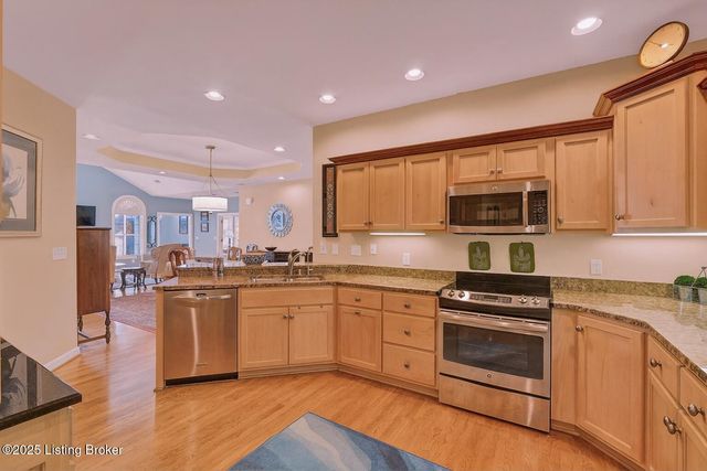 14400 Troon Dr, Louisville, KY 40245