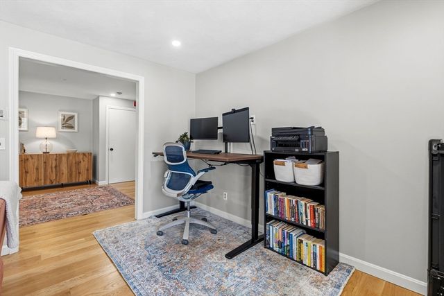 258 Apache Way 258, Tewksbury, MA 01876