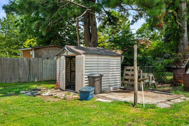 32 Ross Circle, Jacksonville, AR 72076