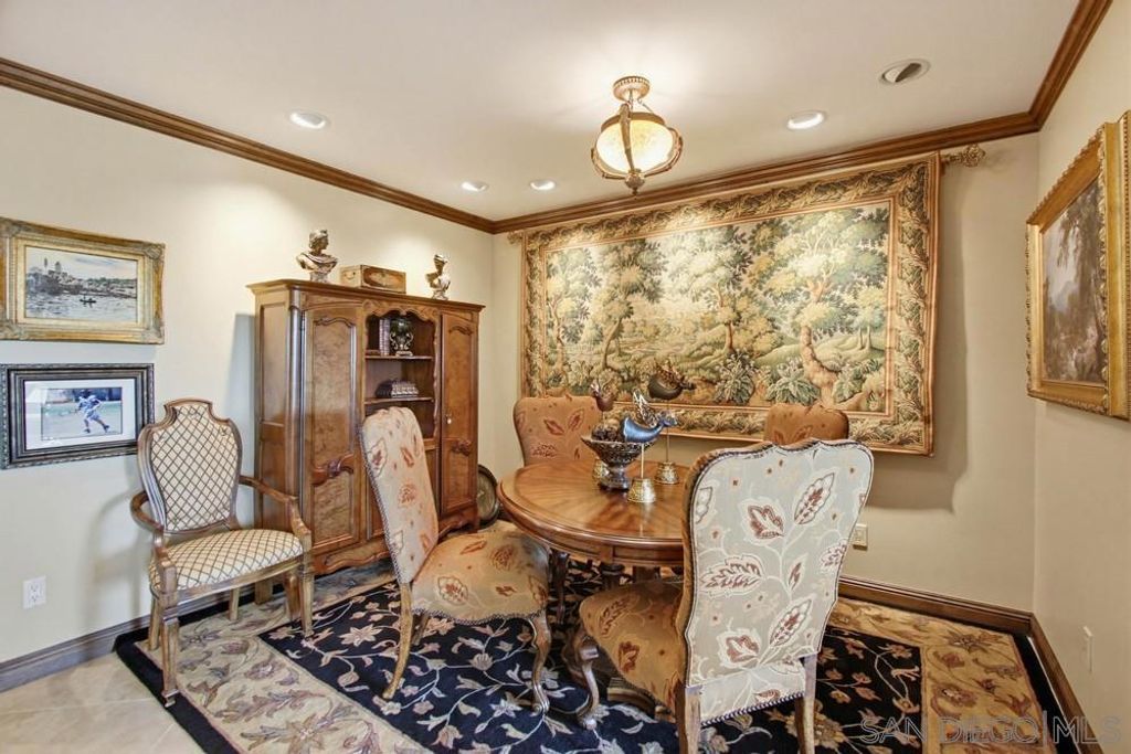 Image 12 of property listing at 1366 Camino Lujan, San Diego, CA 92111