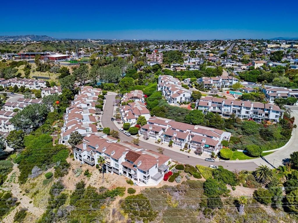 Image 47 of property listing at 1366 Camino Lujan, San Diego, CA 92111