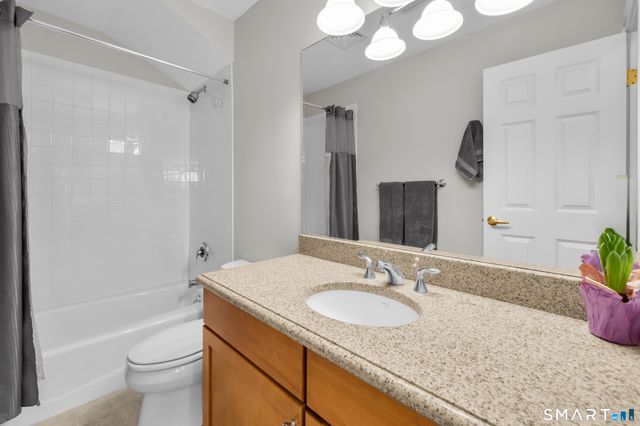 162 Hunter Drive 162, Litchfield, CT 06759