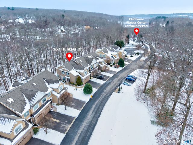 162 Hunter Drive 162, Litchfield, CT 06759
