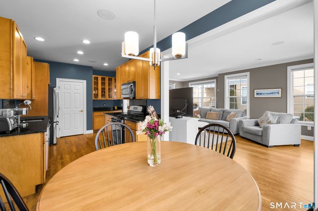 162 Hunter Drive 162, Litchfield, CT 06759