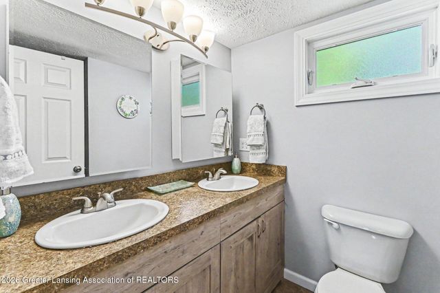 1044 Sunset Lane, East Lansing, MI 48823