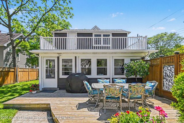 1044 Sunset Lane, East Lansing, MI 48823