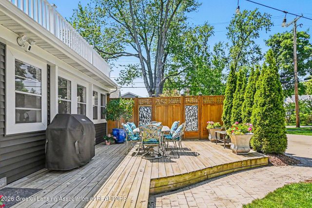 1044 Sunset Lane, East Lansing, MI 48823