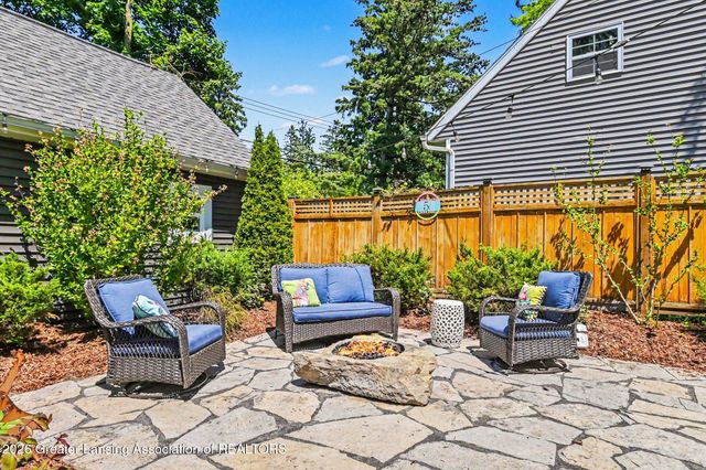 1044 Sunset Lane, East Lansing, MI 48823