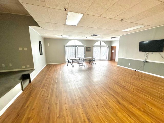 12930 Nicollet Avenue 202, Burnsville, MN 55337