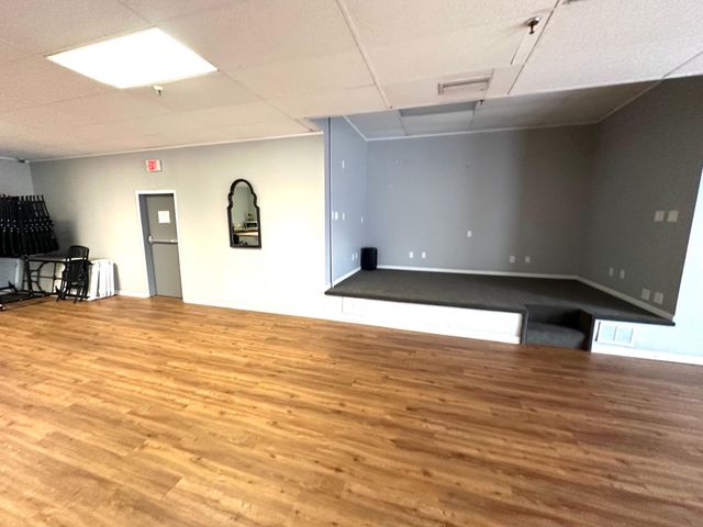 12930 Nicollet Avenue 202, Burnsville, MN 55337