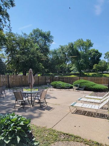 12930 Nicollet Avenue 202, Burnsville, MN 55337