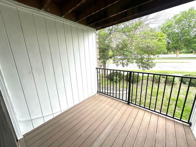 12930 Nicollet Avenue 202, Burnsville, MN 55337