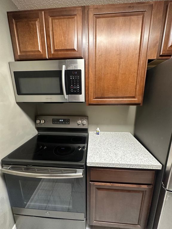 12930 Nicollet Avenue 202, Burnsville, MN 55337 — photo 3
