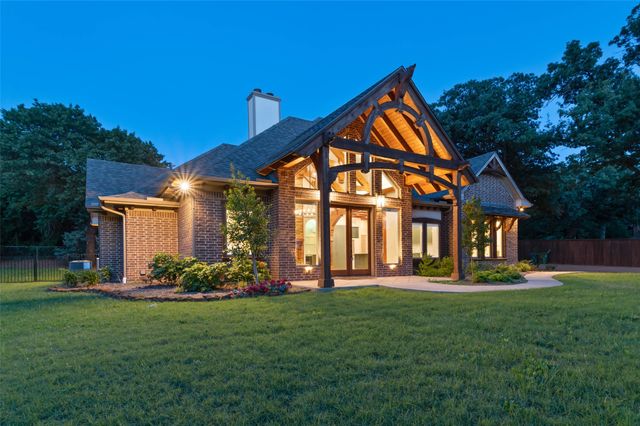 124 N Garza Road, Shady Shores, TX 76208