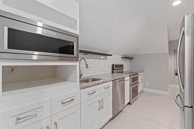 124 N Garza Road, Shady Shores, TX 76208