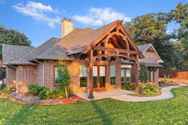 124 N Garza Road, Shady Shores, TX 76208