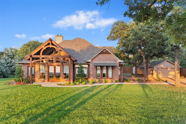 124 N Garza Road, Shady Shores, TX 76208
