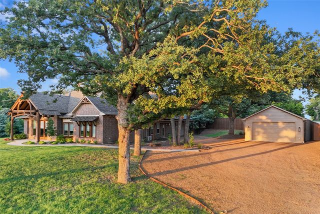 124 N Garza Road, Shady Shores, TX 76208