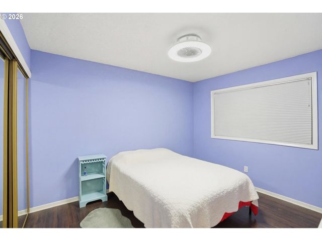 1015 Sw BERTHA Blvd 4, Portland, OR 97219