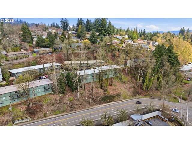 1015 Sw BERTHA Blvd 4, Portland, OR 97219