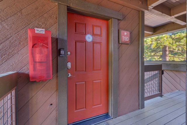 3180 Aspen Grove, Truckee, CA 96161