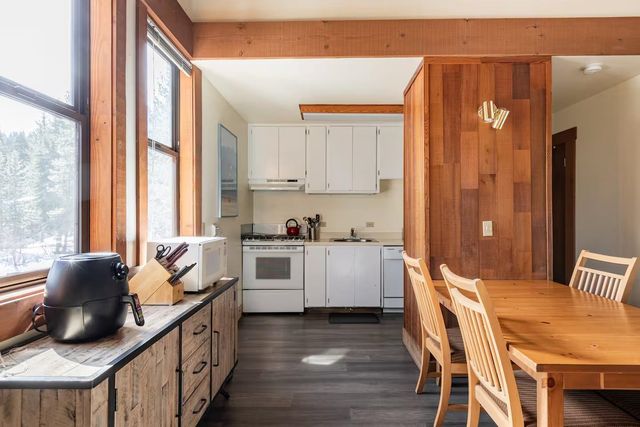 3180 Aspen Grove, Truckee, CA 96161