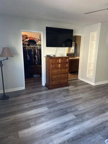 9828 Gene St, Cypress, CA 90630