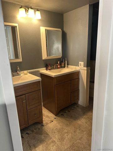 9828 Gene St, Cypress, CA 90630