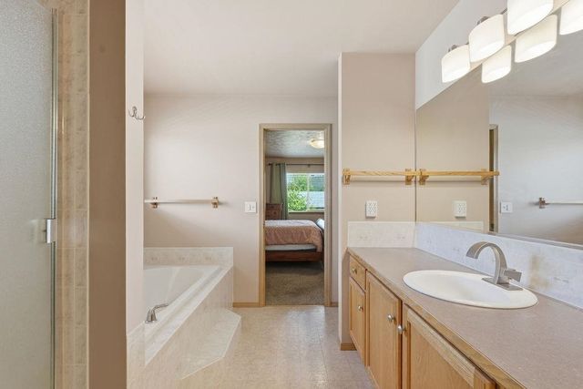 1224 N Stevenson Rd, Liberty Lake, WA 99019