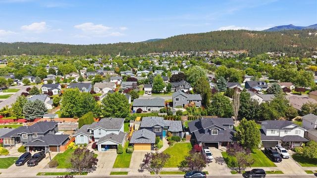 1224 N Stevenson Rd, Liberty Lake, WA 99019