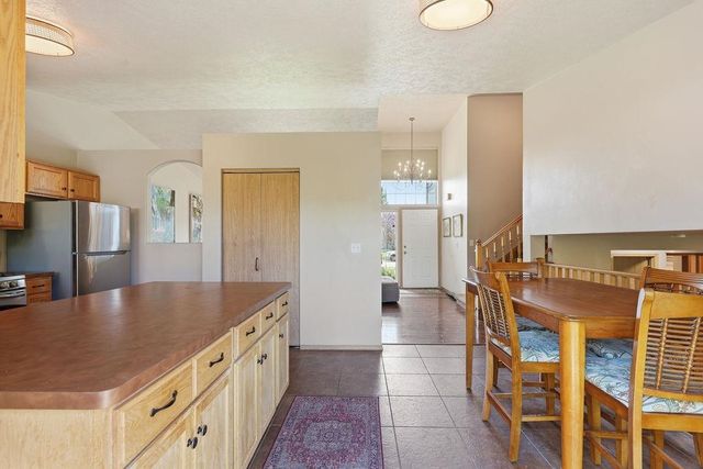 1224 N Stevenson Rd, Liberty Lake, WA 99019