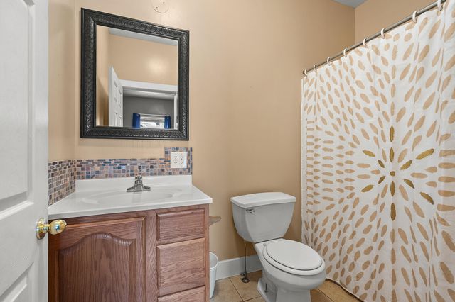 140 W First Avenue, Plainwell, MI 49080