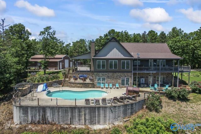 8879 County Road 27, Springville, AL 35146