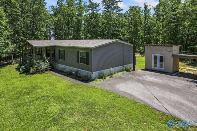 8879 County Road 27, Springville, AL 35146
