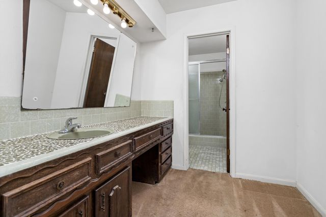 14428 Fm-787, Saratoga, TX 77585