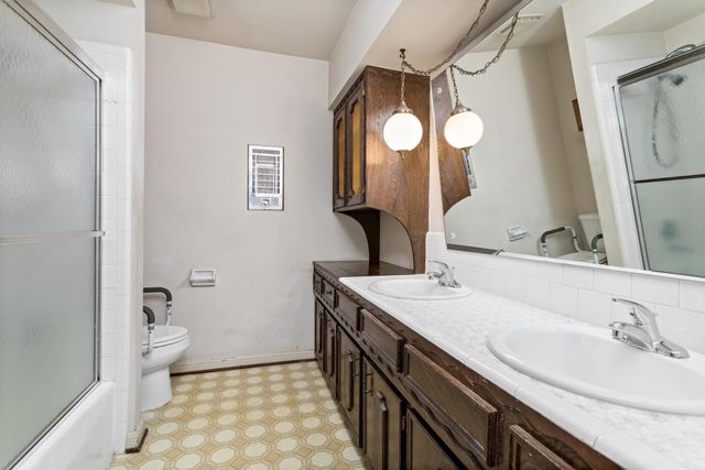 14428 Fm-787, Saratoga, TX 77585