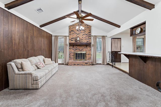 14428 Fm-787, Saratoga, TX 77585