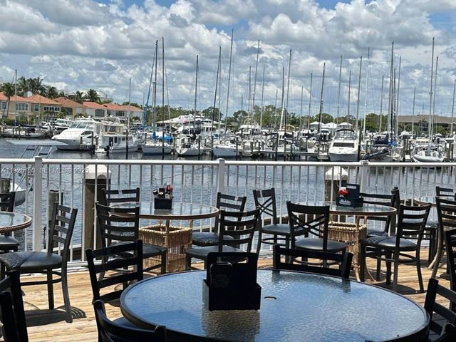 17261 CAPE HORN BLVD, Punta Gorda, FL 33955