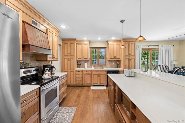 45 Winside Lane, Coram, NY 11727