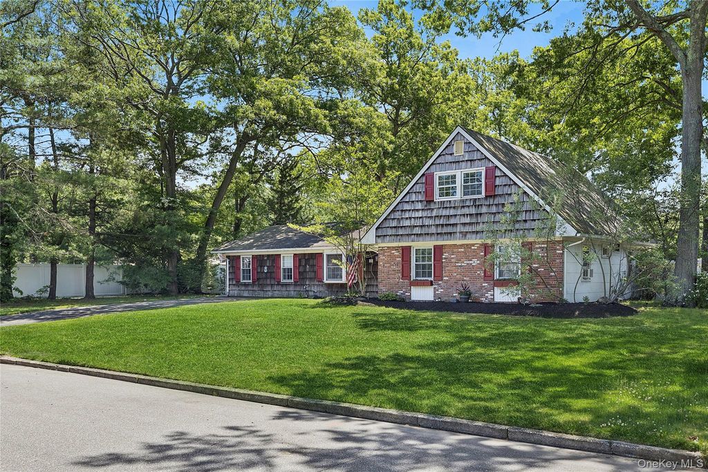 45 Winside Lane, Coram, NY 11727