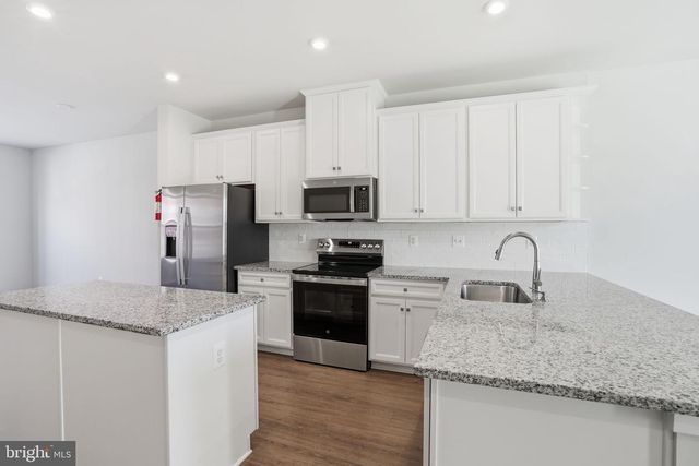 1828 PARK AVE, Baltimore, MD 21217