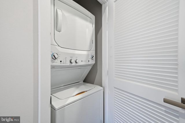 1828 PARK AVE, Baltimore, MD 21217