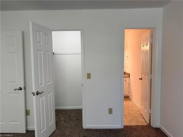 812 Ashebrook Drive D, Greensboro, NC 27409